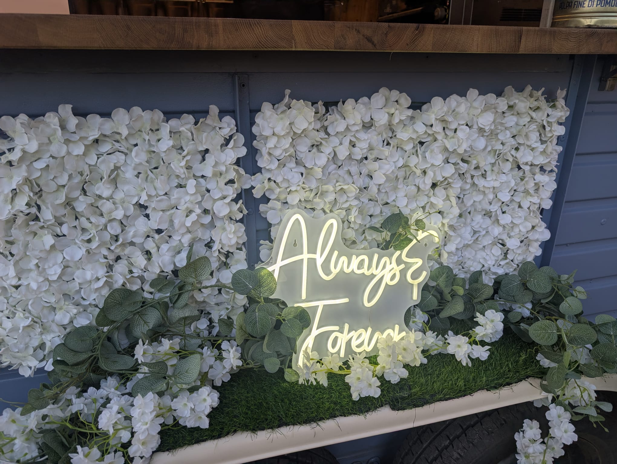 Horsebox flower wall wedding decoration